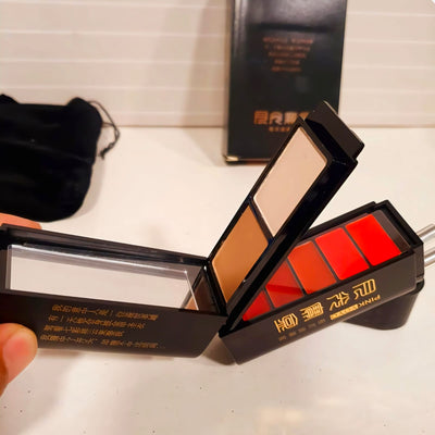 Portable Makeup Kit With Eyeshadow, Eyeliner, Lipliner Pencil